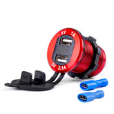 Voděodolná USB nabíječka s digitálním voltmetrem pro 12–24 V