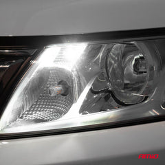 Detail LED žárovky T10e s COB diodami