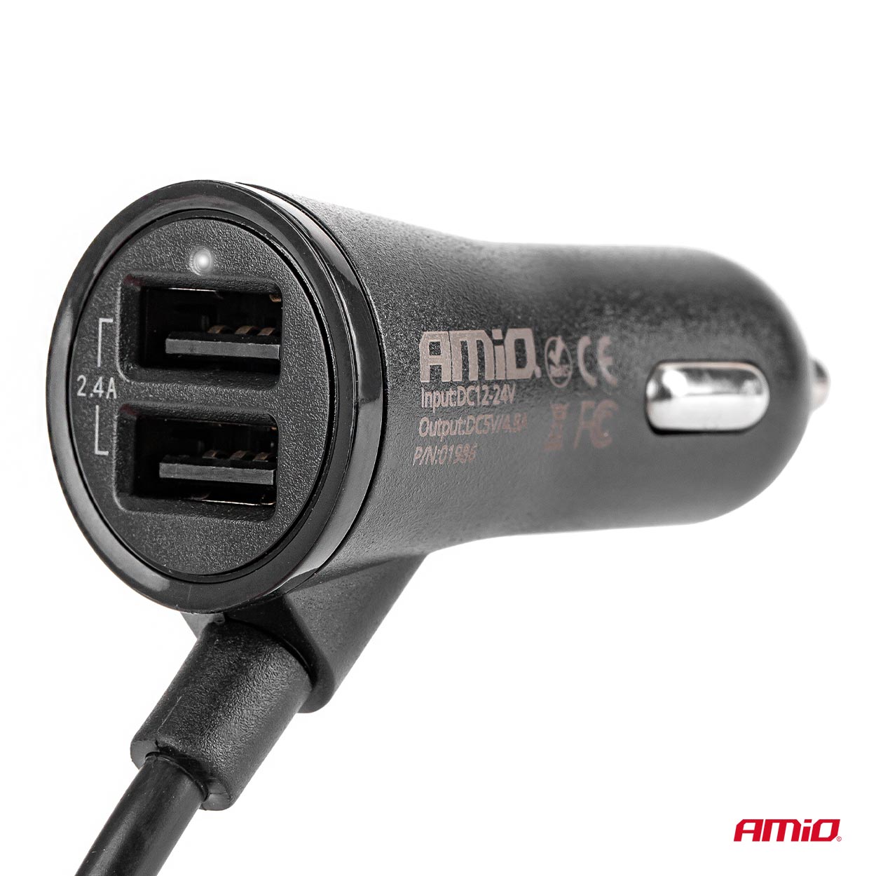 USB autonabíječka s kabelem o délce 1,5 metru