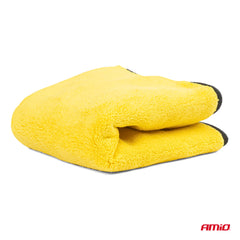 Mikrofiberklud til tørring af bilens karrosseri