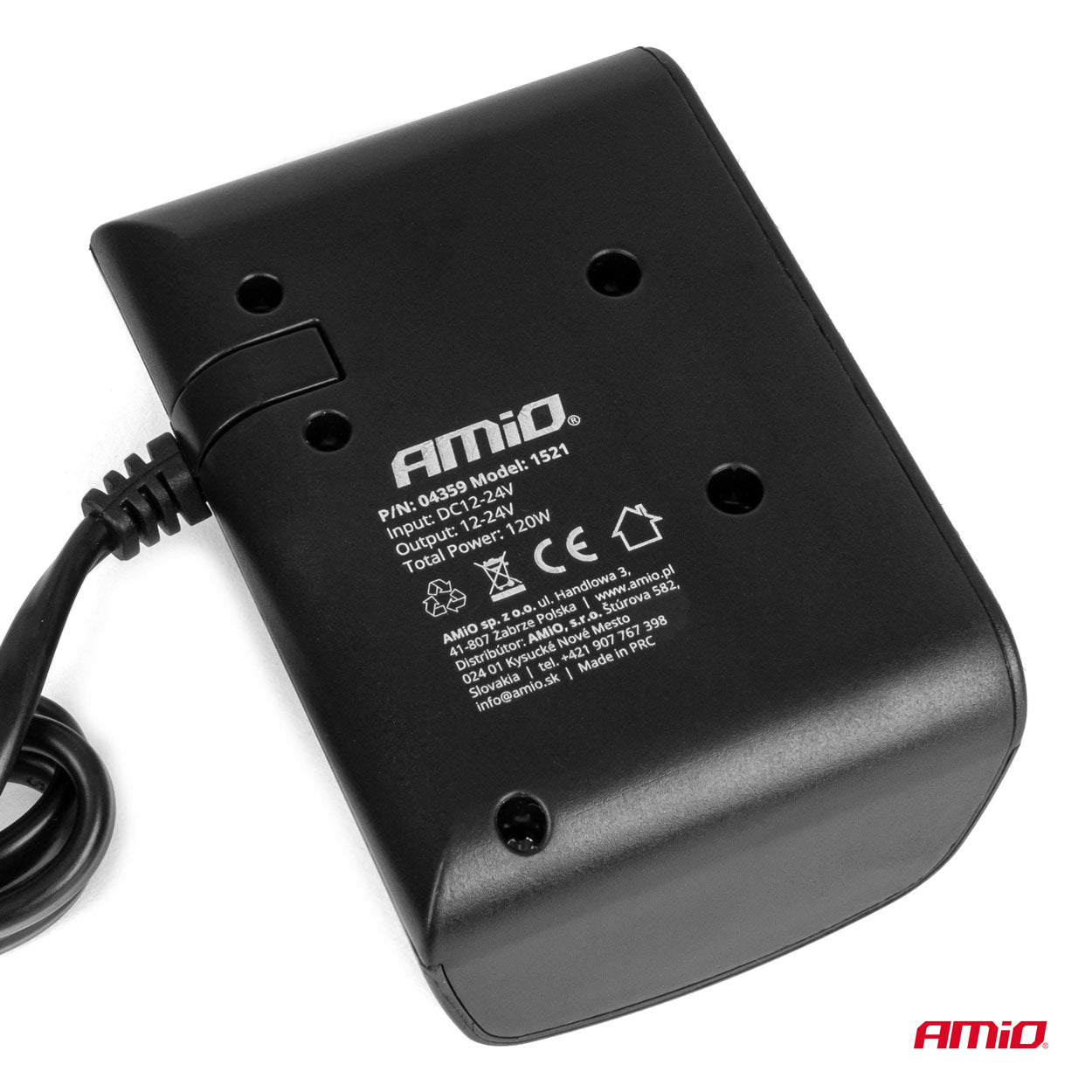 Triple bilstikdåse med 120 W effekt
