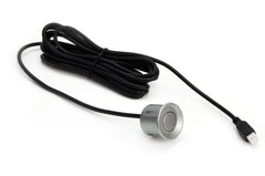 Stříbrný parkovací senzor o průměru 22 mm