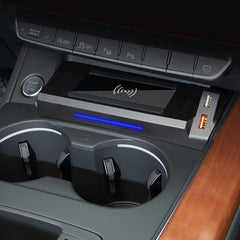 Audi A4 2016-2024 / Audi A5 2017-2024 Bezdrátová nabíječka telefonu s 15W rychlým nabíjením 