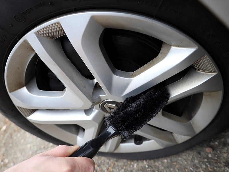 Detailingové nástroje od CARMOTION v praktické sadě