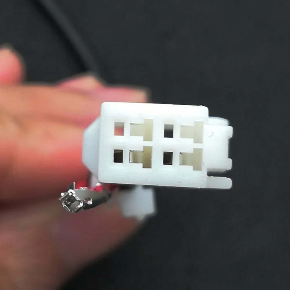Adaptérový kabel Mazda – originální couvací kamera k dodatečně montovanému rádiu – Carmediaeurope.com