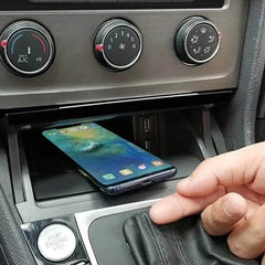 Volkswagen Golf 7 MK7 2014-2019 bezdrátová nabíječka telefonu s rychlým nabíjením 10W 