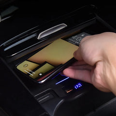 Mercedes-Benz A-Class/GLA/GLB bezdrátová nabíječka telefonu 15W s ambientním osvětlením 